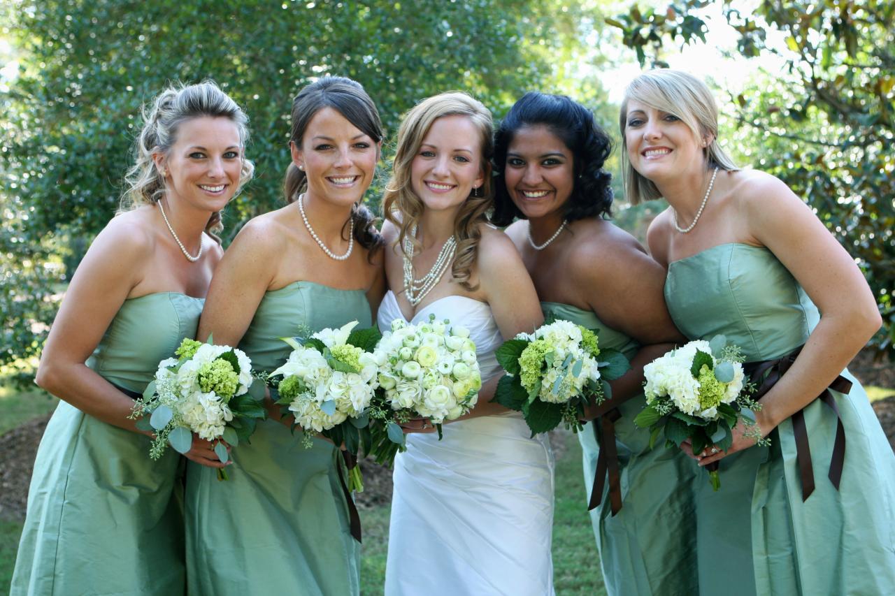 Mint green bridesmaid dresses best sale for sale